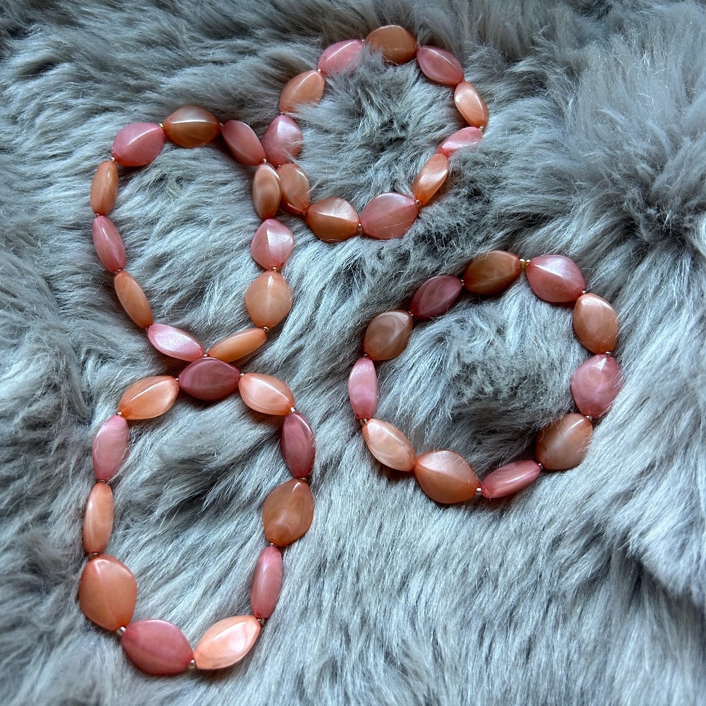 Blush peach or pink stretchable bracelet (Mix and Match 2 for $20)